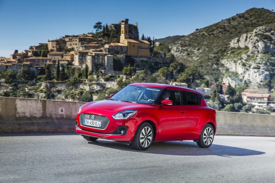  Suzuki Swift 2017 года  (WW) (фото 36 из 101)